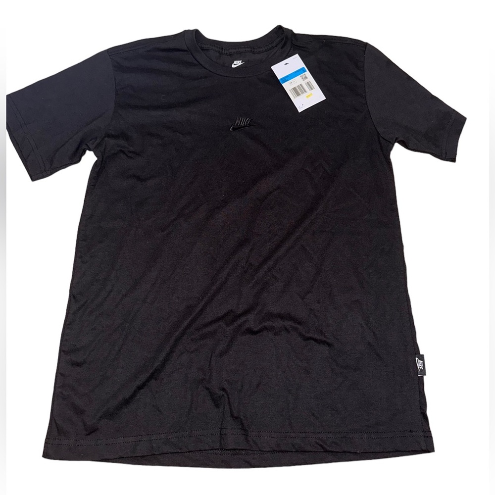 Nike black tee unisex